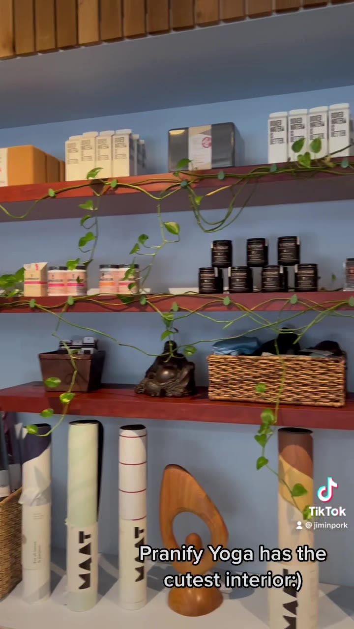The retail wall