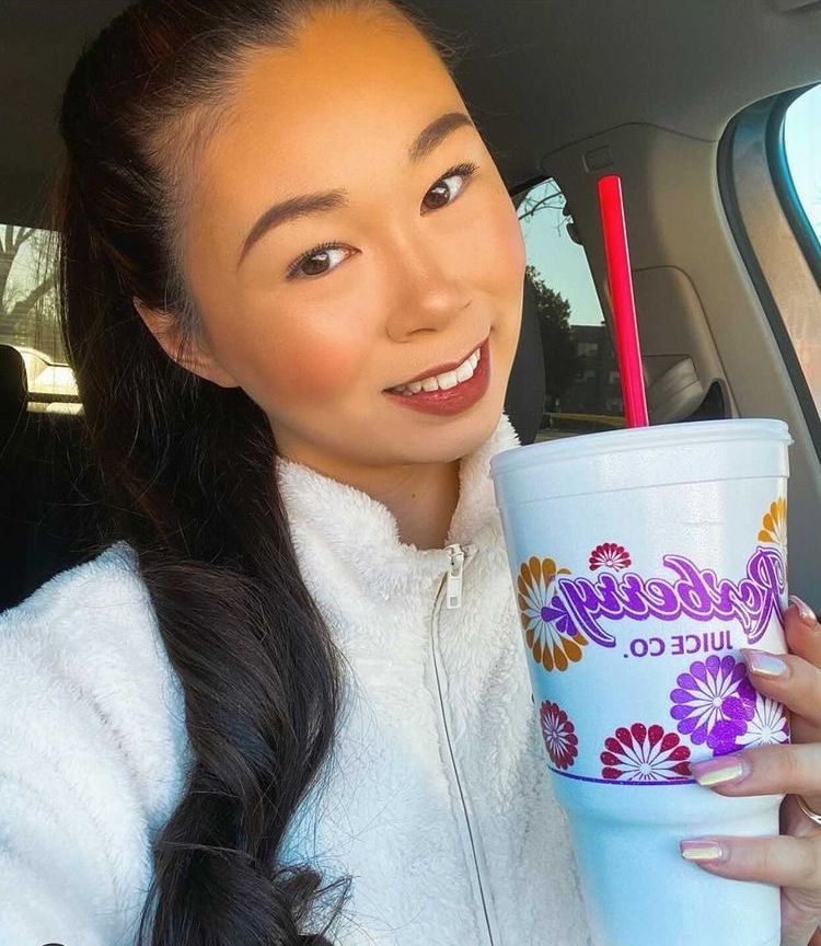 Roxberry Juice Co. campaign photo